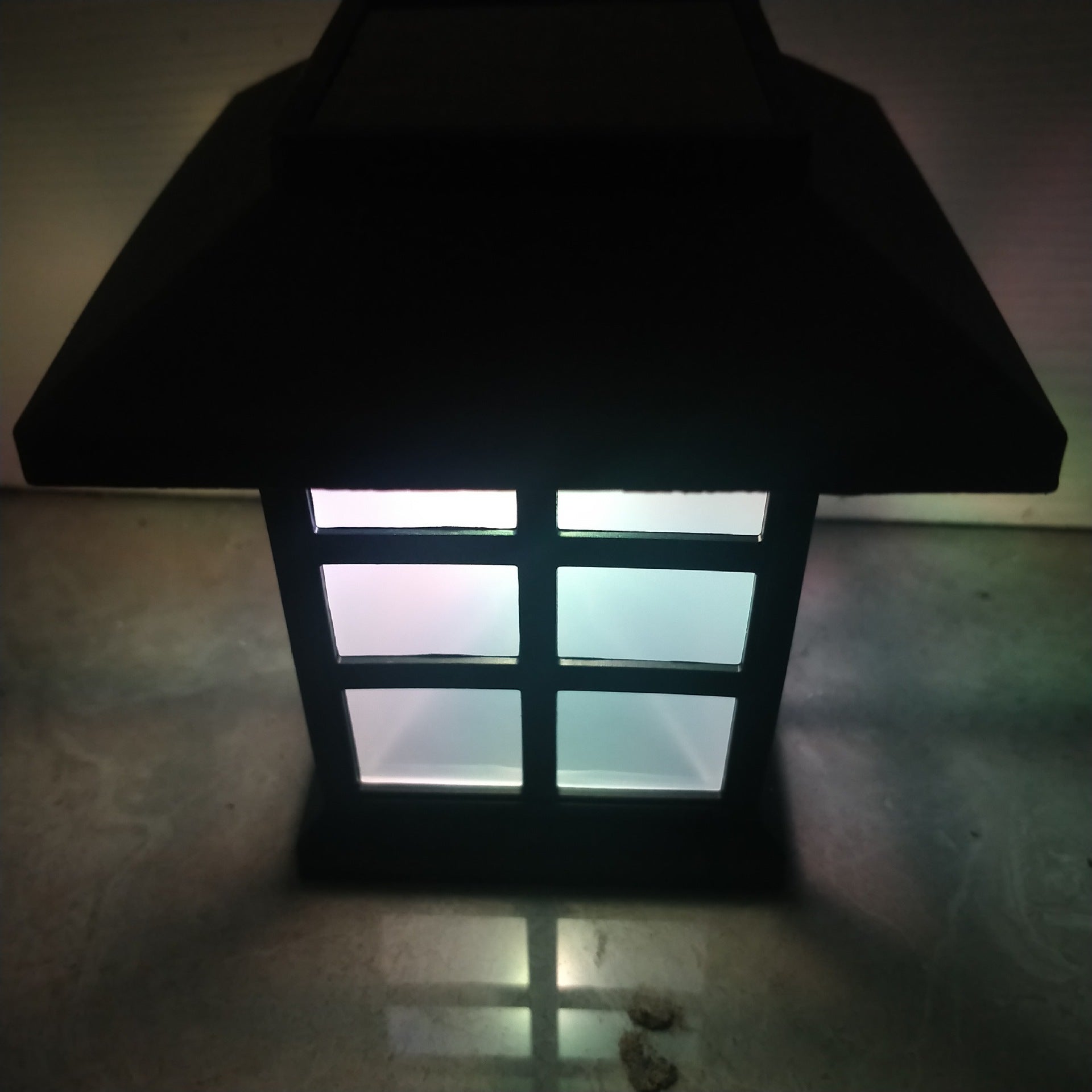 Solar Lawn Lamp